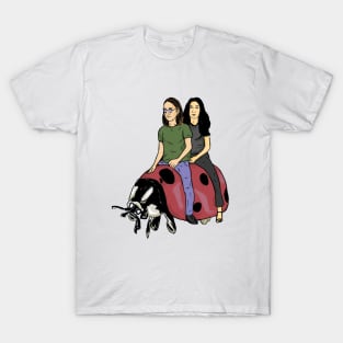 John and yoko riding a beatel T-Shirt